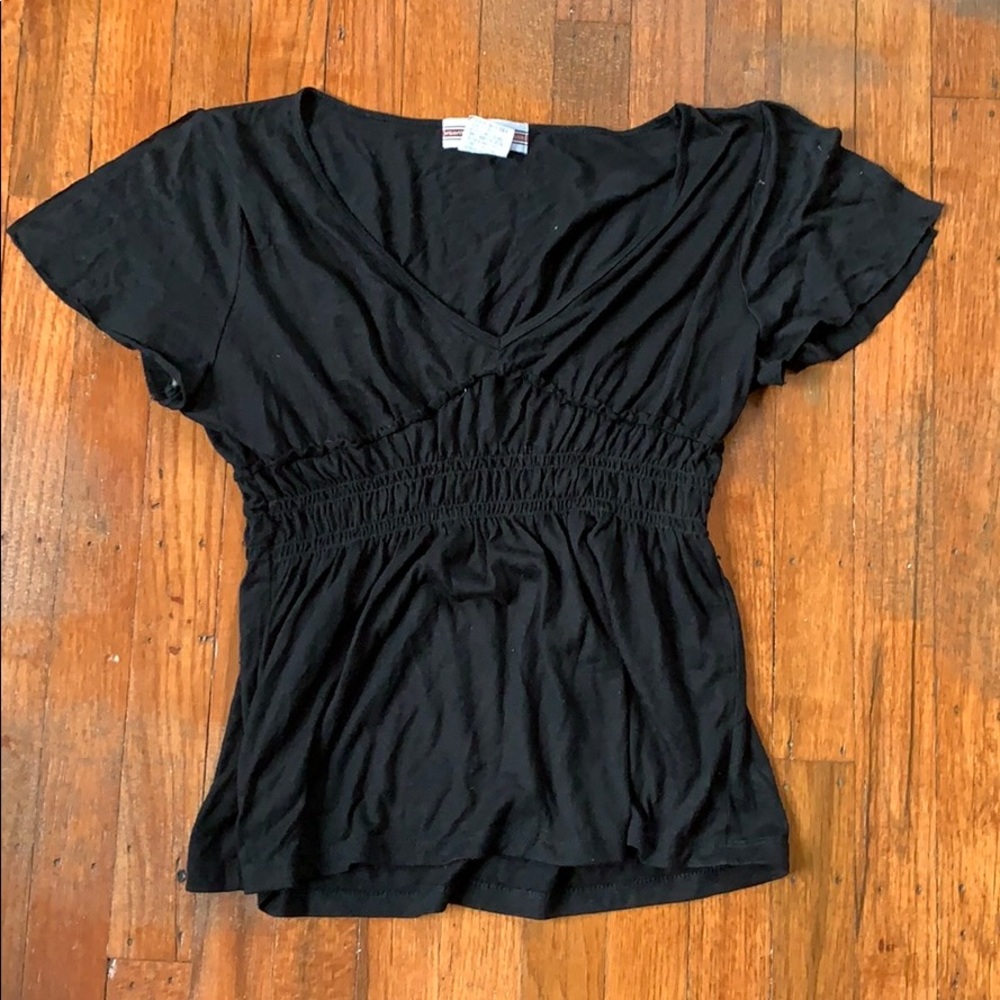 Weavers black top
